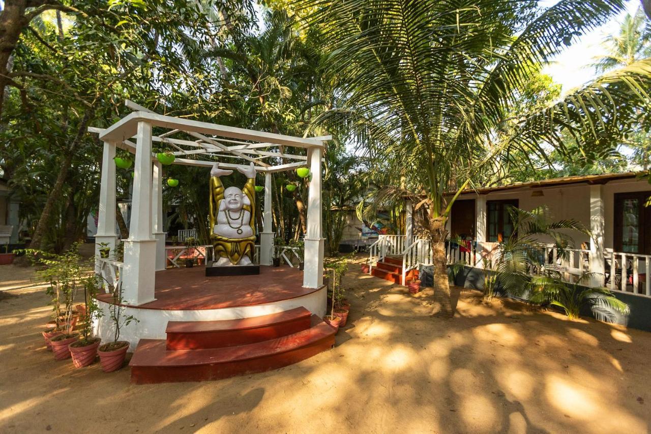 Feather Touch Hotels And Resorts パロレム エクステリア 写真