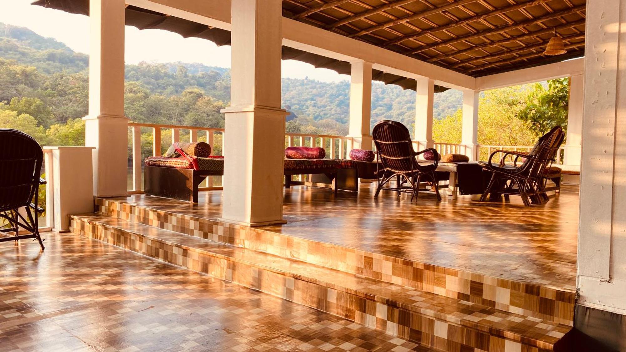 Feather Touch Hotels And Resorts パロレム エクステリア 写真